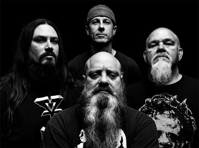 Crowbar cancela turnê devido a problema de saúde do vocalista e guitarrista Kirk Windstein
