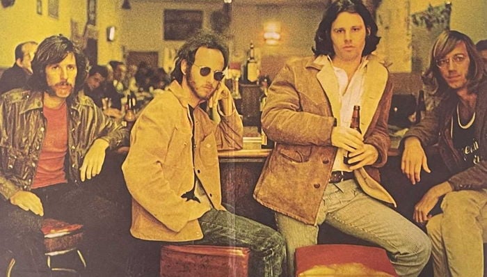 Morreu o fundador dos The Doors - Fora de Campo - Jornal Record