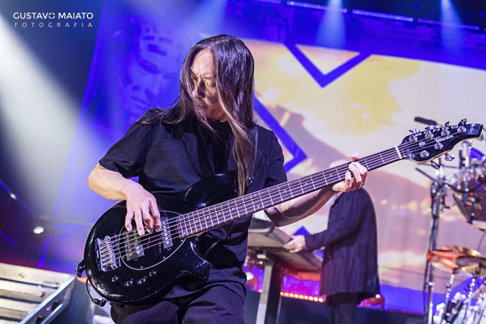 Em cena rara, John Myung do Dream Theater fala em vídeo e fãs não
acreditam