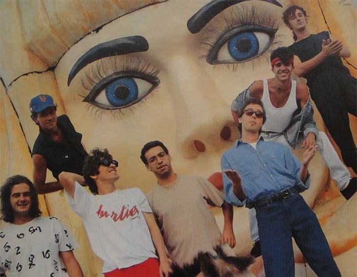 Foto: Reprodução - Contracapa álbum 1989 - Site Oficial