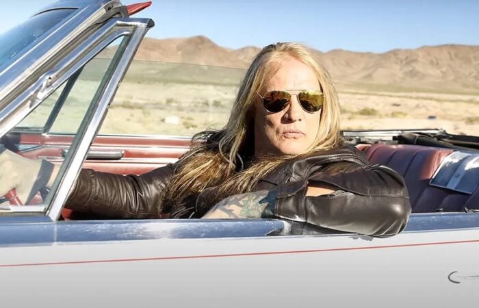 "Se Triumph e Rush voltaram, por que não o Skid Row?", questiona Sebastian Bach