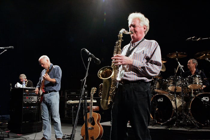 Dick Parry, saxofonista que fez história com o Pink Floyd, morre aos 83 anos